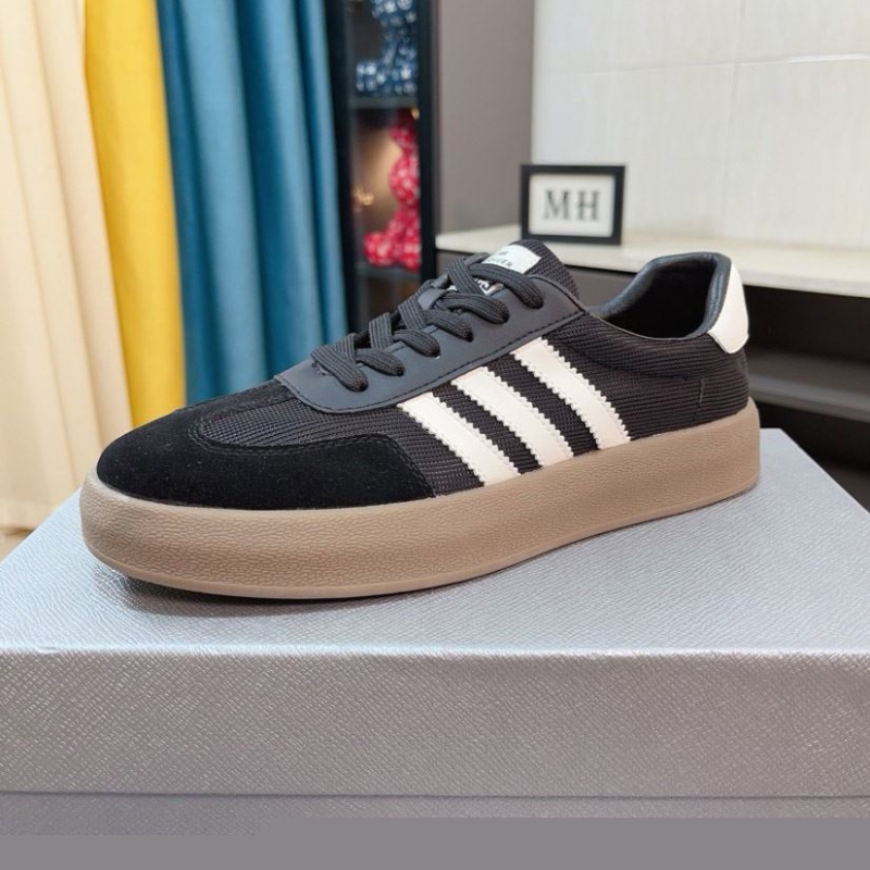 Pra*a casual shoes